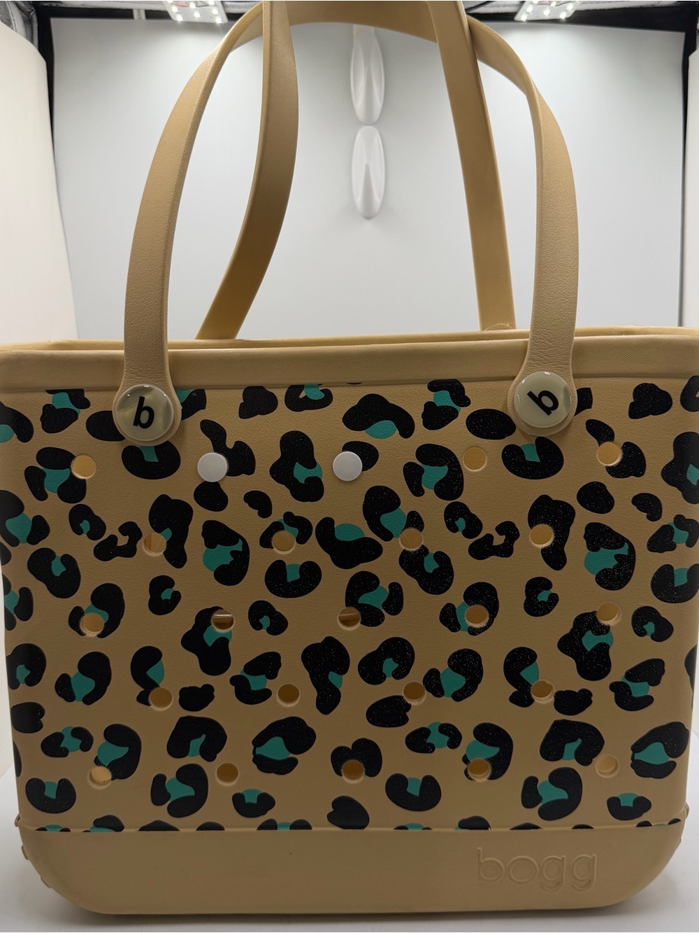 Bogg Beige Teal Leopard Print Double Handle Tote w/ Pouch